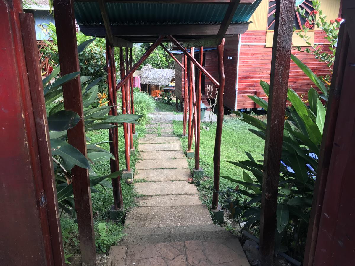 Free Spirit Oasis Hotel Bocas del Toro Exterior photo